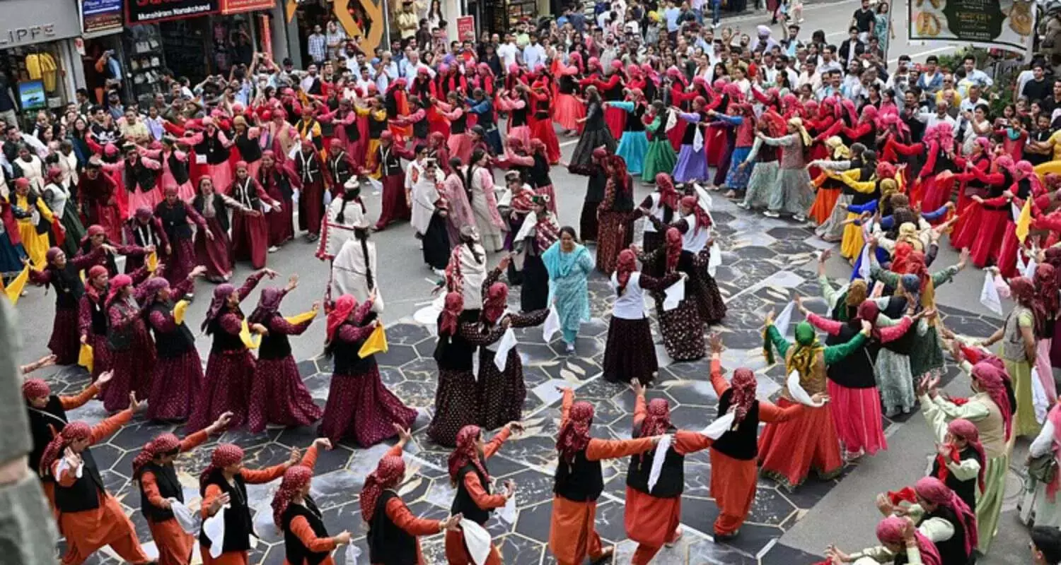 Shimla: शिमला समर फेस्टिवल की तैयारियां शुरू, सुझाव मांगे गए Shimla: शिमला समर फेस्टिवल की तैयारियां शुरू, सुझाव मांगे गए