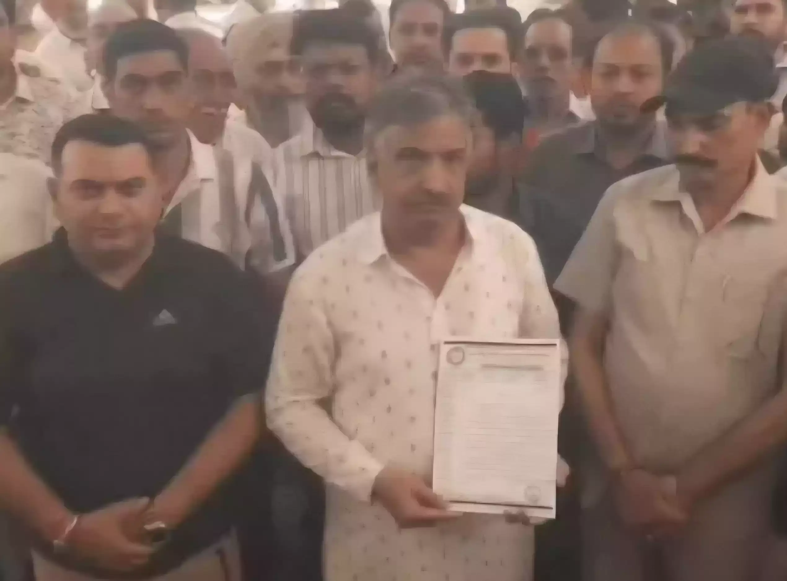 Yamunanagar: ज्वेलर्स गिरफ्तारी पर कारोबारी भड़के Yamunanagar: ज्वेलर्स गिरफ्तारी पर कारोबारी भड़के