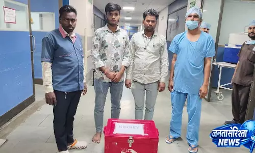 3 दिन में 11 जानें बचाई गईं: Ahmedabad में इंसानियत की मिसाल 3 दिन में 11 जानें बचाई गईं: Ahmedabad में इंसानियत की मिसाल