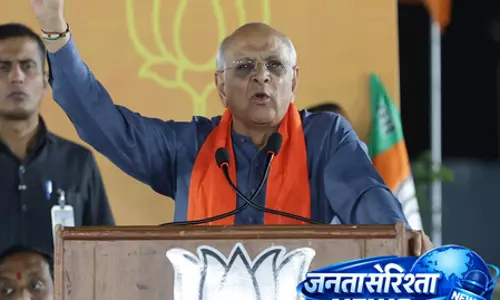 गुजरात : सीएम पटेल ने आयुष्मान भारत की मुफ्त इलाज की पहल पर दिया जोर गुजरात : सीएम पटेल ने आयुष्मान भारत की मुफ्त इलाज की पहल पर दिया जोर