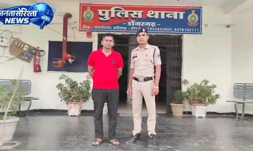 पूर्व कर्मचारी ने होटल में की चोरी, CCTV से पहचान के बाद रायपुर से गिरफ्तार पूर्व कर्मचारी ने होटल में की चोरी, CCTV से पहचान के बाद रायपुर से गिरफ्तार