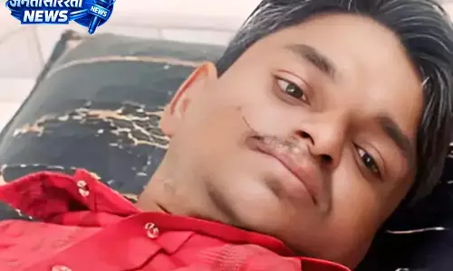 CG: तालाब किनारे मिली लाश की पहचान, मौत का कारण स्पष्ट नहीं CG: तालाब किनारे मिली लाश की पहचान, मौत का कारण स्पष्ट नहीं