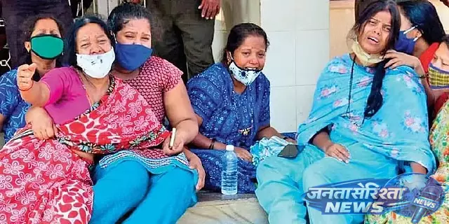 Corona ऑक्सीजन हादसा: 5 साल बाद 21 पीड़ित परिवारों को मिलेगी सरकारी नौकरी Corona ऑक्सीजन हादसा: 5 साल बाद 21 पीड़ित परिवारों को मिलेगी सरकारी नौकरी