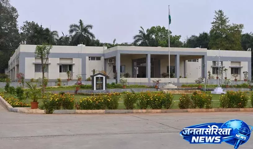 GM Office में पीने के पानी की कमी, कर्मचारियों को परेशानी GM Office में पीने के पानी की कमी, कर्मचारियों को परेशानी