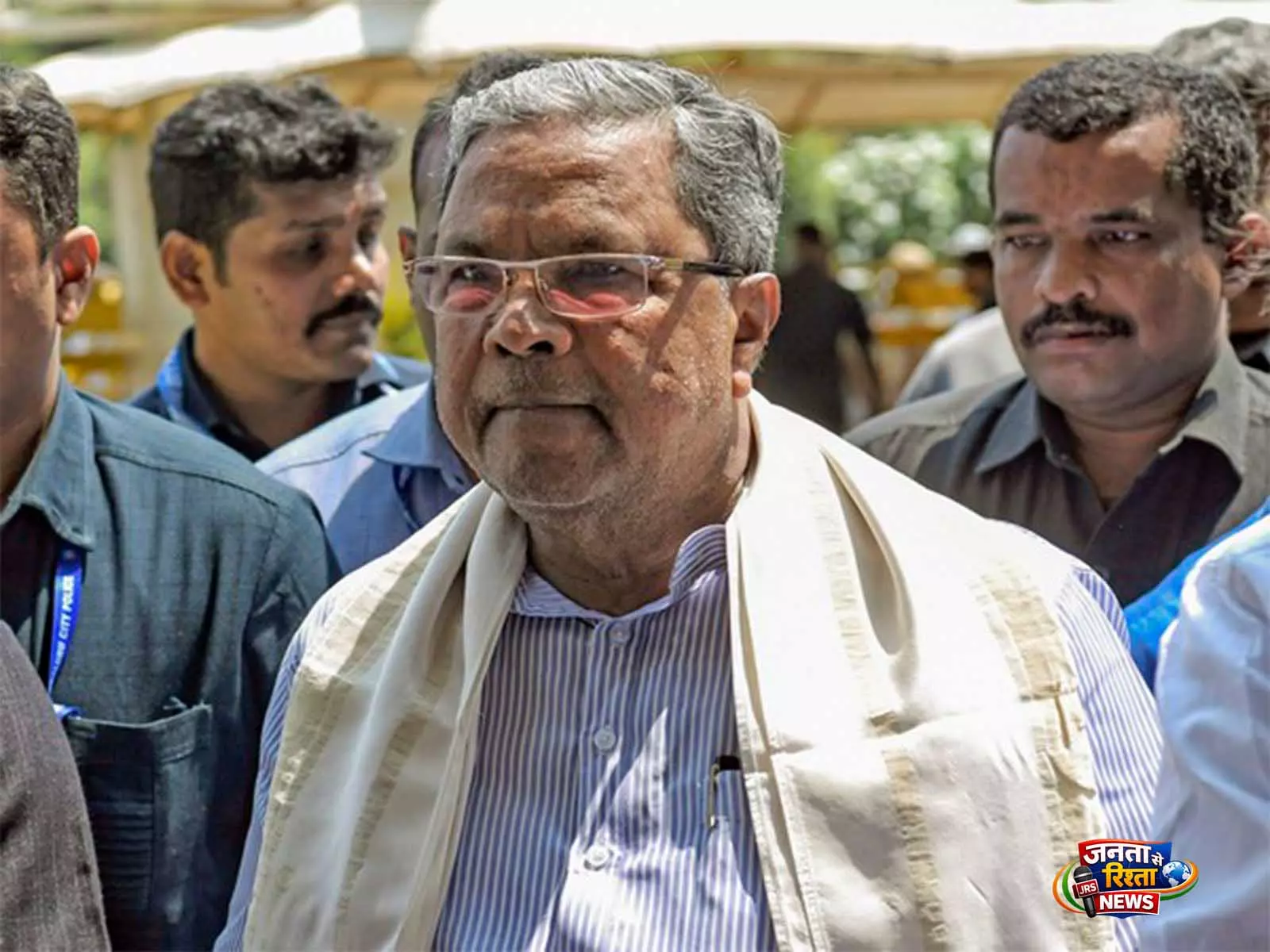 Karnataka: अर्केश्वर मंदिर के पास कावेरी नदी में छह लोग डूबे Karnataka: अर्केश्वर मंदिर के पास कावेरी नदी में छह लोग डूबे
