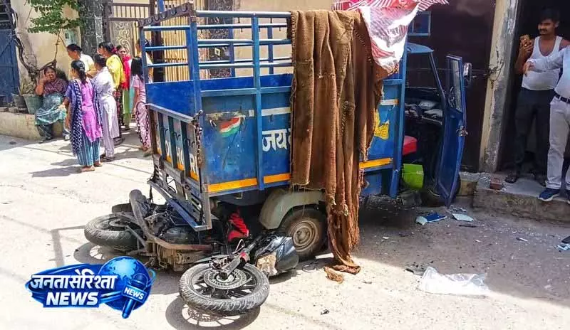 Ludhiana में ड्राइविंग की अवैधता, वाहन और बाइक सवार हुए घायल Ludhiana में ड्राइविंग की अवैधता, वाहन और बाइक सवार हुए घायल
