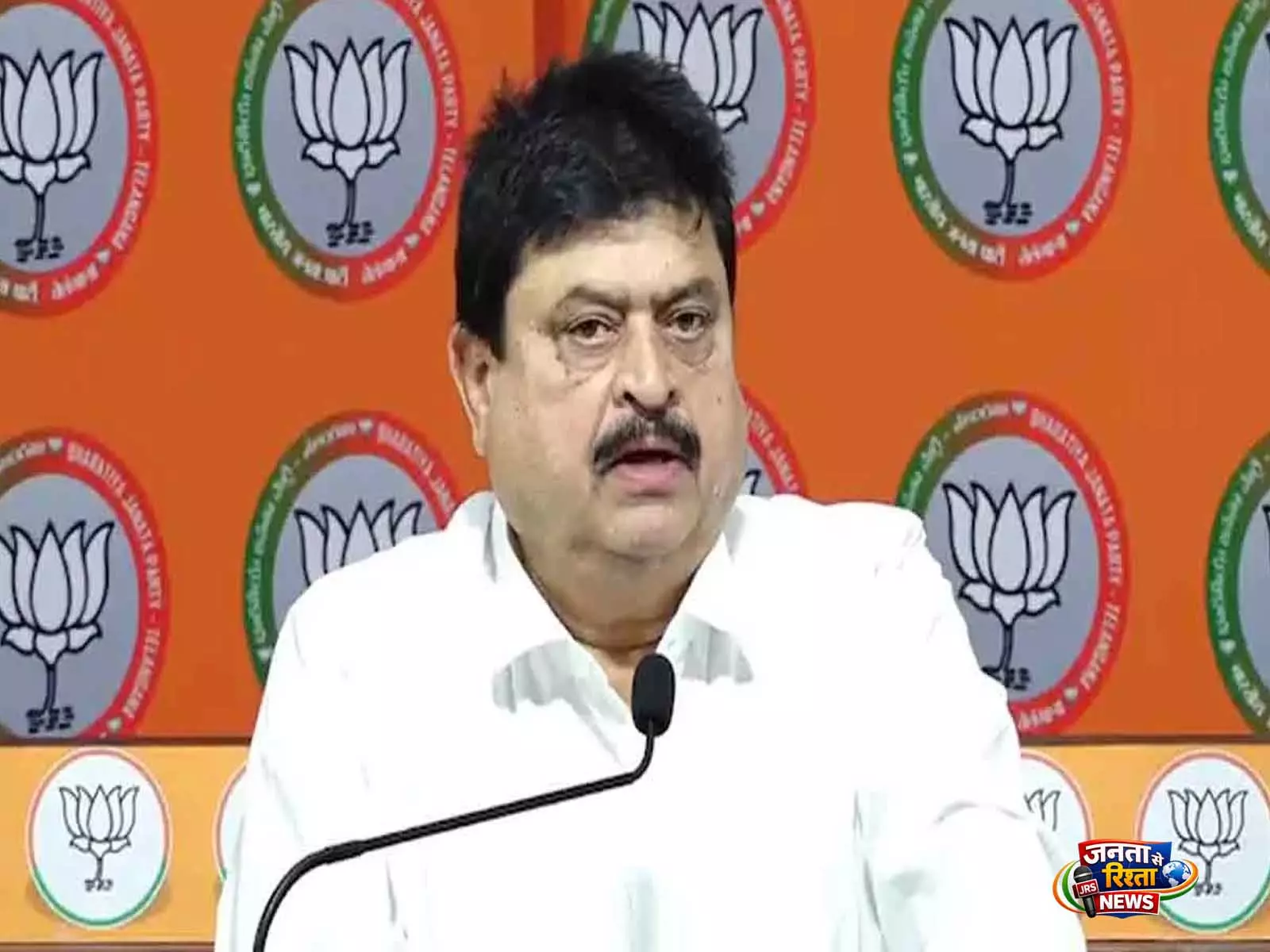BJP के रामचंदर राव ने लीडरशिप वाले बयान पर असदुद्दीन ओवैसी की आलोचना की BJP के रामचंदर राव ने लीडरशिप वाले बयान पर असदुद्दीन ओवैसी की आलोचना की