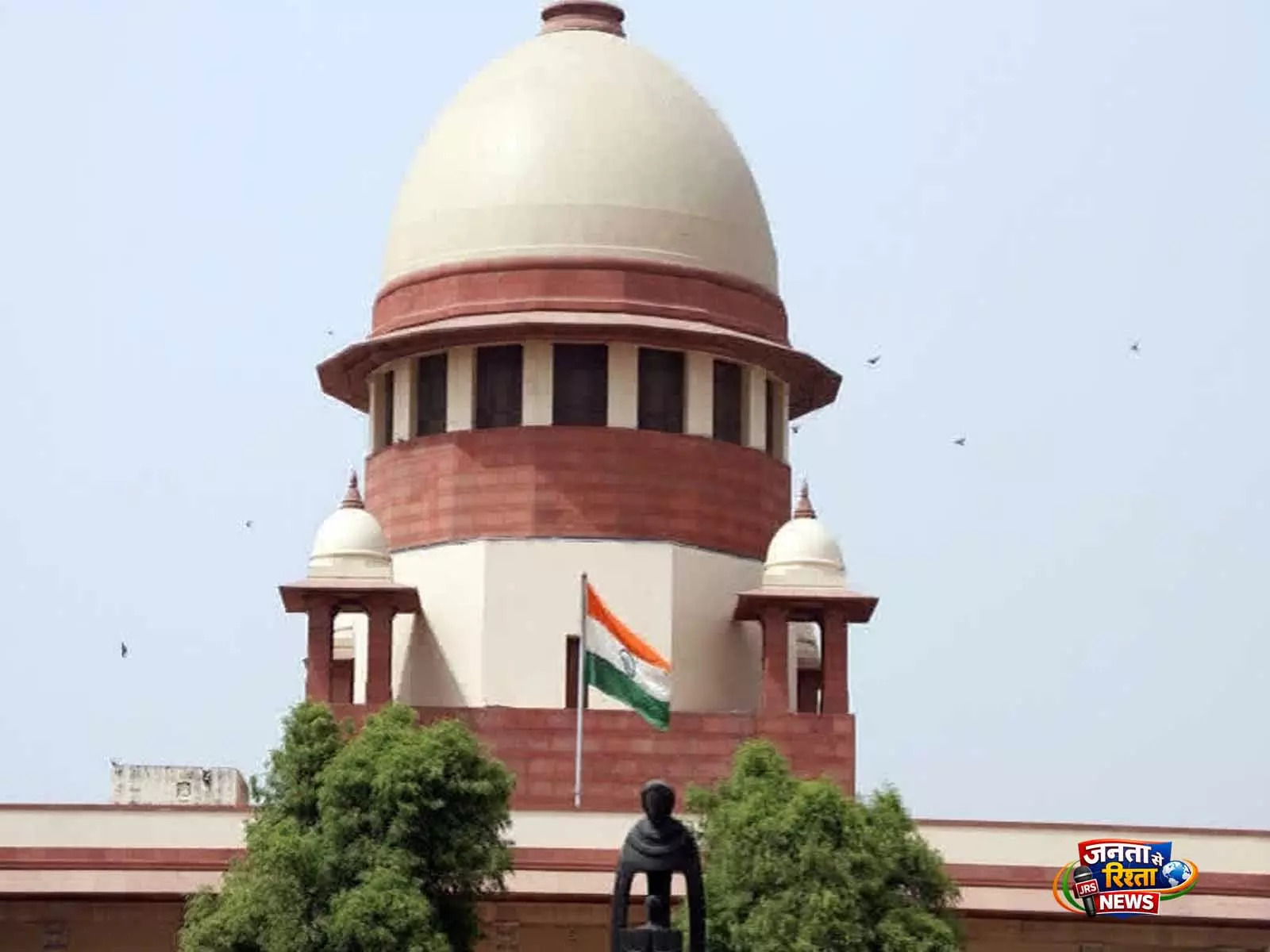 SC ने नेताजी सुभाष चंद्र बोस को ‘राष्ट्रपुत्र’ घोषित करने वाली PIL खारिज की, याचिकाकर्ता को चेतावनी SC ने नेताजी सुभाष चंद्र बोस को ‘राष्ट्रपुत्र’ घोषित करने वाली PIL खारिज की, याचिकाकर्ता को चेतावनी