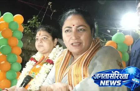 ममता बनर्जी को खतरा किसी और से नहीं बल्कि उनके खुद के भय से है: सीएम रेखा गुप्ता ममता बनर्जी को खतरा किसी और से नहीं बल्कि उनके खुद के भय से है: सीएम रेखा गुप्ता