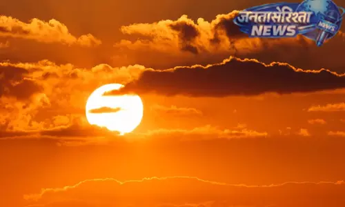 Odisha : गजपति में लू के कारण स्कूल बंद, परीक्षाएं तय समय पर जारी रहेंगी Odisha : गजपति में लू के कारण स्कूल बंद, परीक्षाएं तय समय पर जारी रहेंगी