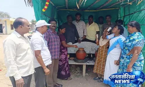 Arekodu ग्राम पंचायत ने ग्रामीणों के लिए कूलिंग सेंटर खोला Arekodu ग्राम पंचायत ने ग्रामीणों के लिए कूलिंग सेंटर खोला