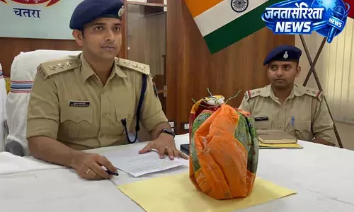 लावालौंग में 24 लाख की अफीम और डोडा बरामद, नशे के बड़े नेटवर्क का भंडाफोड़ लावालौंग में 24 लाख की अफीम और डोडा बरामद, नशे के बड़े नेटवर्क का भंडाफोड़