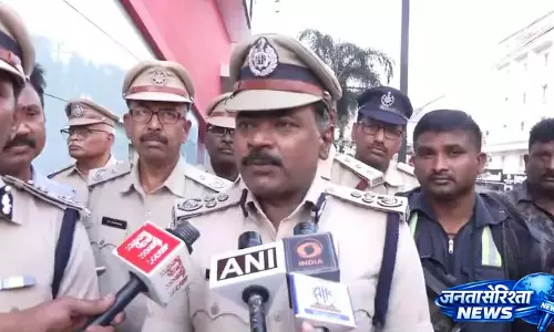 Andhra Pradesh में फायर सेफ्टी अवेयरनेस ड्राइव हुई, विजयवाड़ा में मॉक ड्रिल हुई Andhra Pradesh में फायर सेफ्टी अवेयरनेस ड्राइव हुई, विजयवाड़ा में मॉक ड्रिल हुई