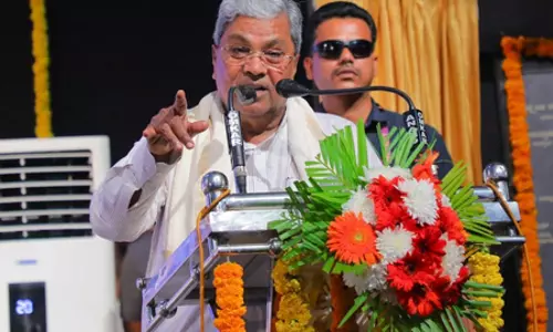 कर्नाटक: ईडी की छापेमारी को लेकर सीएम सिद्दारमैया ने केंद्र का किया घेराव