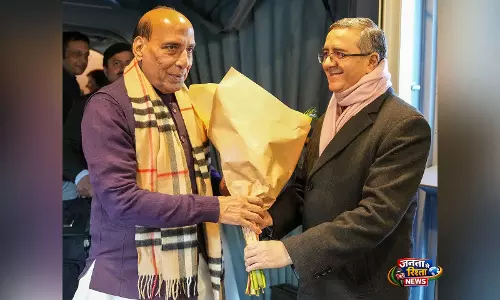 भारत-जर्मनी रक्षा संबंधों को बढ़ावा देने के लिए राजनाथ सिंह 3 दिन के दौरे पर म्यूनिख पहुंचे भारत-जर्मनी रक्षा संबंधों को बढ़ावा देने के लिए राजनाथ सिंह 3 दिन के दौरे पर म्यूनिख पहुंचे