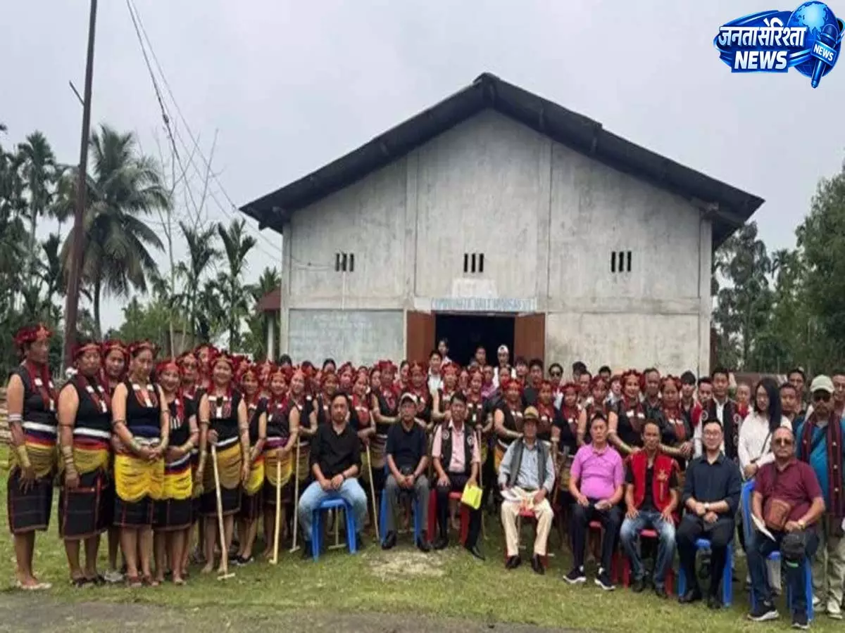 Nagaland: होविशे गांव में लिविंग मोरंग कॉन्सेप्ट शेयर किया गया Nagaland: होविशे गांव में लिविंग मोरंग कॉन्सेप्ट शेयर किया गया