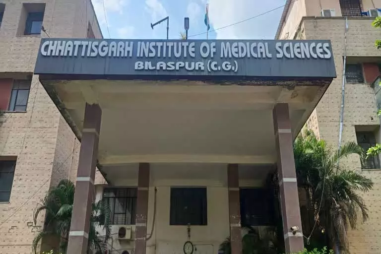 कैदी की मौत, तबीयत बिगड़ने पर सिम्स हॉस्पिटल में कराया गया था भर्ती कैदी की मौत, तबीयत बिगड़ने पर सिम्स हॉस्पिटल में कराया गया था भर्ती