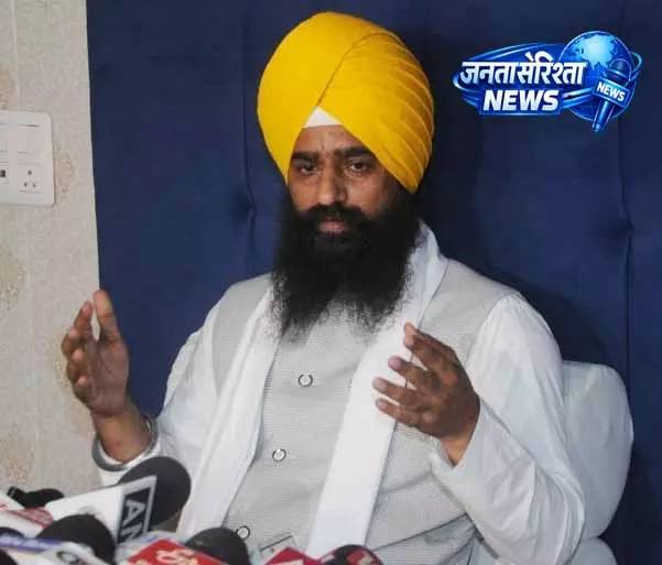 Punjab: राजोआना की याचिका पर जत्थेदार गर्गज का निर्णायक कदम Punjab: राजोआना की याचिका पर जत्थेदार गर्गज का निर्णायक कदम