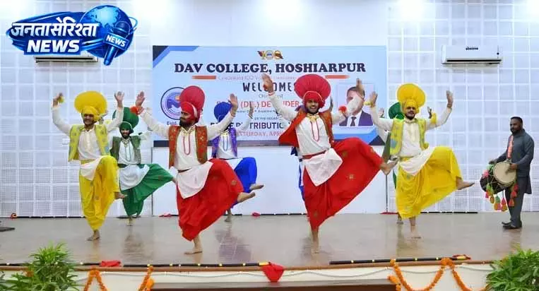 Hoshiarpur College में प्रोत्साहन समारोह, छात्रों को मेडल और प्रशस्तिपत्र वितरित Hoshiarpur College में प्रोत्साहन समारोह, छात्रों को मेडल और प्रशस्तिपत्र वितरित