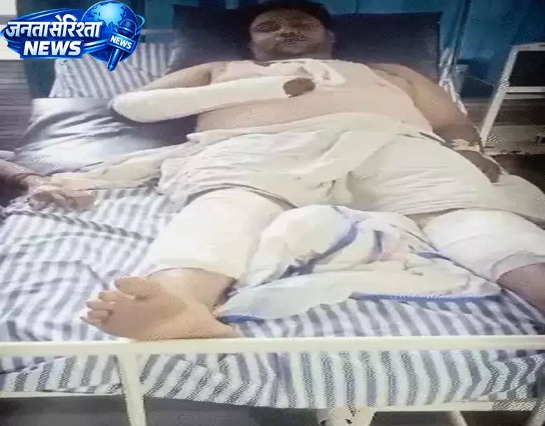 बीजेपी पार्षद पर जानलेवा हमला, हालत नाजुक बीजेपी पार्षद पर जानलेवा हमला, हालत नाजुक