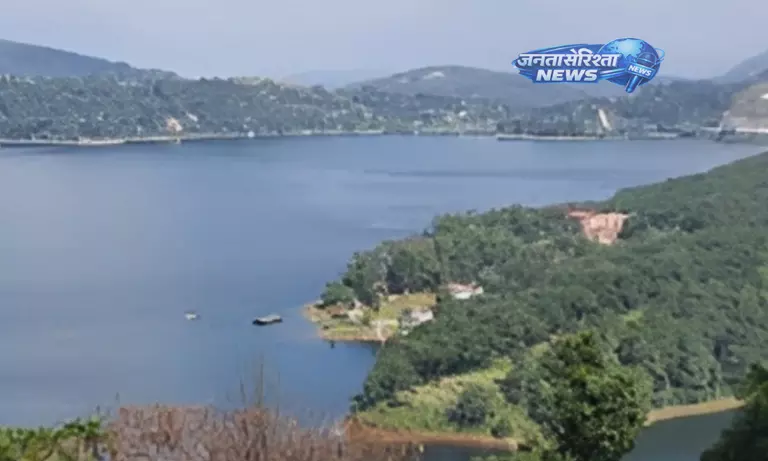 Meghalaya : उमियम फाइव-स्टार रिज़ॉर्ट प्रोजेक्ट से लम्पोंगडेंग आइलैंड हटाया गया Meghalaya : उमियम फाइव-स्टार रिज़ॉर्ट प्रोजेक्ट से लम्पोंगडेंग आइलैंड हटाया गया