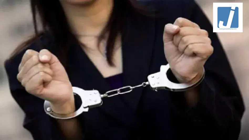 नाबालिग छात्र को दोस्त की भाभी बहला-फुसलाकर लेकर चली गई, होटल में बनाए संबंध, अश्लील फोटो-वीडियो बनाए नाबालिग छात्र को दोस्त की भाभी बहला-फुसलाकर लेकर चली गई, होटल में बनाए संबंध, अश्लील फोटो-वीडियो बनाए
