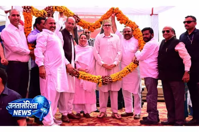 Jammu: मुख्य सड़क का उद्घाटन कर क्षेत्र में यातायात सुगमता बढ़ाई Jammu: मुख्य सड़क का उद्घाटन कर क्षेत्र में यातायात सुगमता बढ़ाई