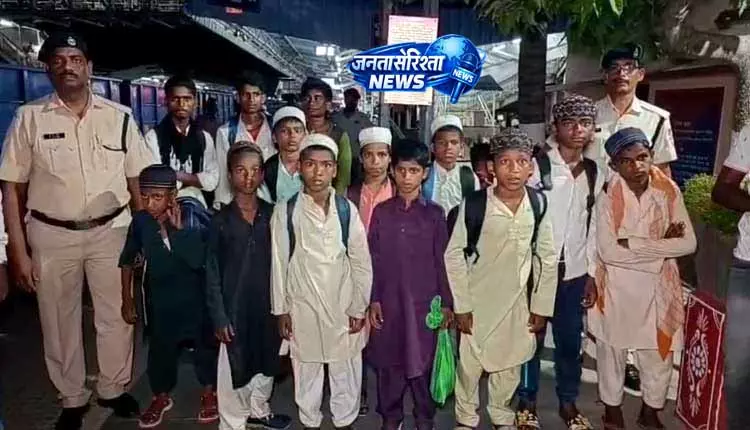 Odisha: यातायात सुरक्षा और चौकसी से बच्चों की जान बची Odisha: यातायात सुरक्षा और चौकसी से बच्चों की जान बची