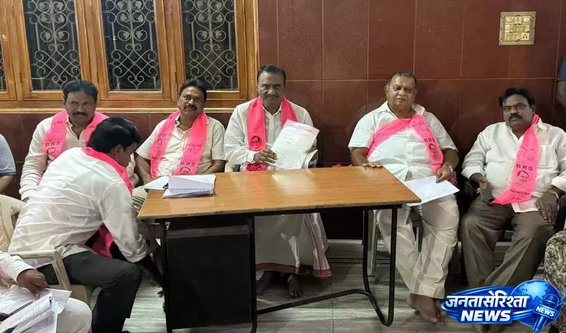 वनमा वेंकटेश्वर राव ने तेलंगाना के CM के तौर पर केसीआर की वापसी की पुष्टि की वनमा वेंकटेश्वर राव ने तेलंगाना के CM के तौर पर केसीआर की वापसी की पुष्टि की