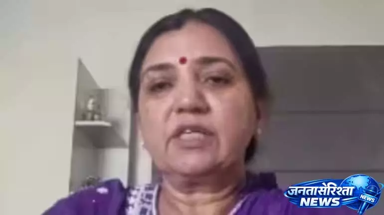 महाराष्ट्र के मंत्री ने MNC के वॉशरूम में धार्मिक रस्मों का आरोप लगाया महाराष्ट्र के मंत्री ने MNC के वॉशरूम में धार्मिक रस्मों का आरोप लगाया