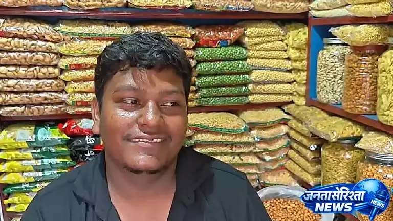 झालमुरी वेंडर की Irony: बगल की दुकान पर कॉल किया, विक्रम से बात नहीं हो पाई झालमुरी वेंडर की Irony: बगल की दुकान पर कॉल किया, विक्रम से बात नहीं हो पाई
