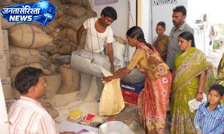 छत्तीसगढ़ में गर्मी के चलते राशन दुकानों का समय बदला छत्तीसगढ़ में गर्मी के चलते राशन दुकानों का समय बदला