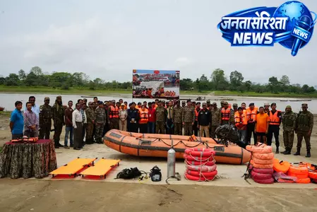 असम: भारतीय सेना और एनडीआरएफ ने बाढ़ राहत के लिए संयुक्त अभ्यास किया असम: भारतीय सेना और एनडीआरएफ ने बाढ़ राहत के लिए संयुक्त अभ्यास किया