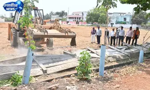 भिलाई में अवैध प्लाटिंग पर चला बुलडोजर