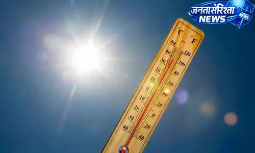 Punjab: नागरिकों को धूप और गर्मी से बचने की सलाह Punjab: नागरिकों को धूप और गर्मी से बचने की सलाह