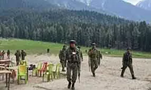 Pahalgam हमले की बरसी से पहले सेना ने आतंकवाद के खिलाफ इरादा दोहराया Pahalgam हमले की बरसी से पहले सेना ने आतंकवाद के खिलाफ इरादा दोहराया