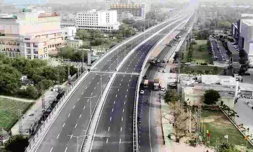 Chandigarh: केएमपी एक्सप्रेसवे के पास विकसित होंगे पांच आधुनिक शहर Chandigarh: केएमपी एक्सप्रेसवे के पास विकसित होंगे पांच आधुनिक शहर