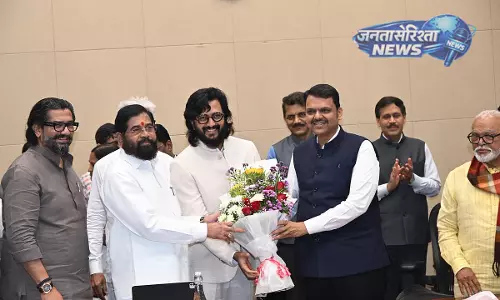 Maharashtra : सड़क सुरक्षा अभियान में सेलिब्रिटी जोड़ी की भागीदारी Maharashtra : सड़क सुरक्षा अभियान में सेलिब्रिटी जोड़ी की भागीदारी