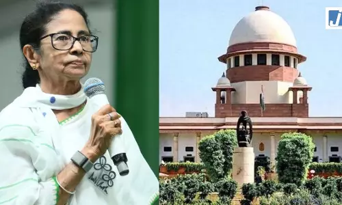 आई-पैक छापेमारी विवाद: सुप्रीम कोर्ट ने कहा CM ममता बनर्जी के आचरण ने लोकतंत्र को खतरे में डाल दिया आई-पैक छापेमारी विवाद: सुप्रीम कोर्ट ने कहा CM ममता बनर्जी के आचरण ने लोकतंत्र को खतरे में डाल दिया
