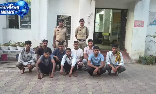 मैरिन ड्राइव में की मारपीट, मामले में 9 आरोपी और 3 नाबालिग गिरफ्तार मैरिन ड्राइव में की मारपीट, मामले में 9 आरोपी और 3 नाबालिग गिरफ्तार