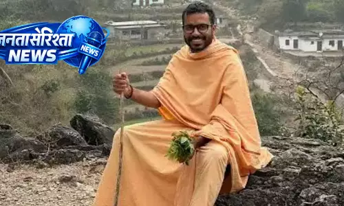 सेंट फ्रांसिस जेवियर पर टिप्पणी विवाद, गौतम खट्टर के खिलाफ LOC जारी सेंट फ्रांसिस जेवियर पर टिप्पणी विवाद, गौतम खट्टर के खिलाफ LOC जारी