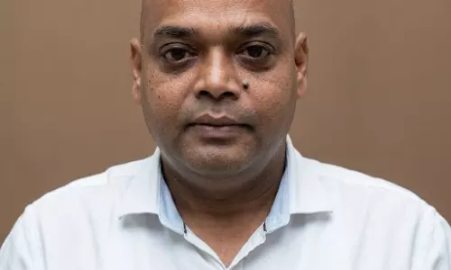 वोटिंग से पहले दल-बदल, TMC विधायक ने थामा BJP का दामन