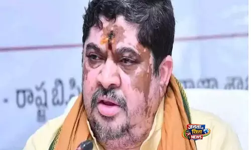 तेलंगाना के परिवहन मंत्री ने RTC कर्मचारियों से हड़ताल खत्म करने की अपील की