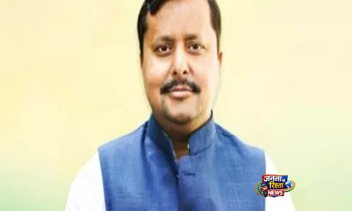 TMC सांसदों ने वंदे मातरम का अपमान किया: बंगाल में कल मतदान से पहले नितिन नवीन TMC सांसदों ने वंदे मातरम का अपमान किया: बंगाल में कल मतदान से पहले नितिन नवीन