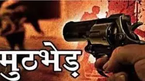 Shahjahanpur: मुठभेड़ में बदमाश के पैर में गोली, पुलिस की कार्रवाई Shahjahanpur: मुठभेड़ में बदमाश के पैर में गोली, पुलिस की कार्रवाई