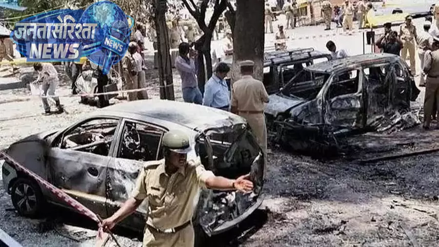 मालेगांव ब्लास्ट केस: Bombay हाई कोर्ट ने चार आरोपियों को बरी किया मालेगांव ब्लास्ट केस: Bombay हाई कोर्ट ने चार आरोपियों को बरी किया