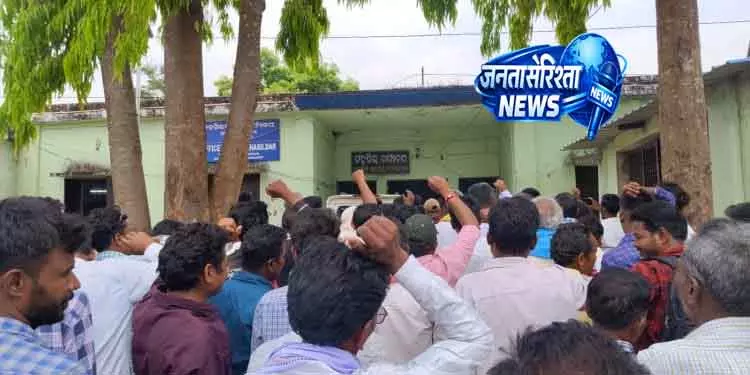 Thuamul Rampur प्रस्तावित सिजिमाली माइनिंग के खिलाफ़ विशाल विरोध रैली Thuamul Rampur प्रस्तावित सिजिमाली माइनिंग के खिलाफ़ विशाल विरोध रैली