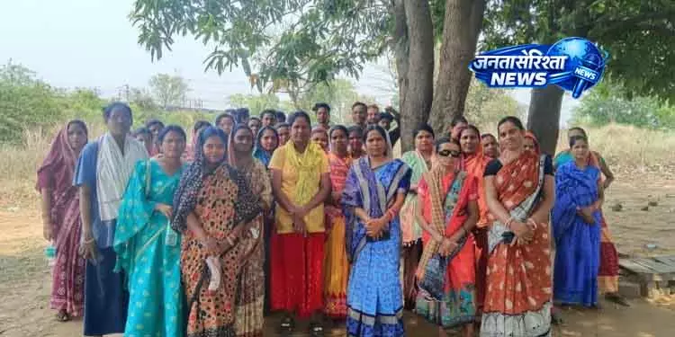 Jharsuguda: प्रदर्शनकारियों का दावा, पुलिस ने प्राइवेट पावर प्लांट पर दबाव डाला Jharsuguda: प्रदर्शनकारियों का दावा, पुलिस ने प्राइवेट पावर प्लांट पर दबाव डाला