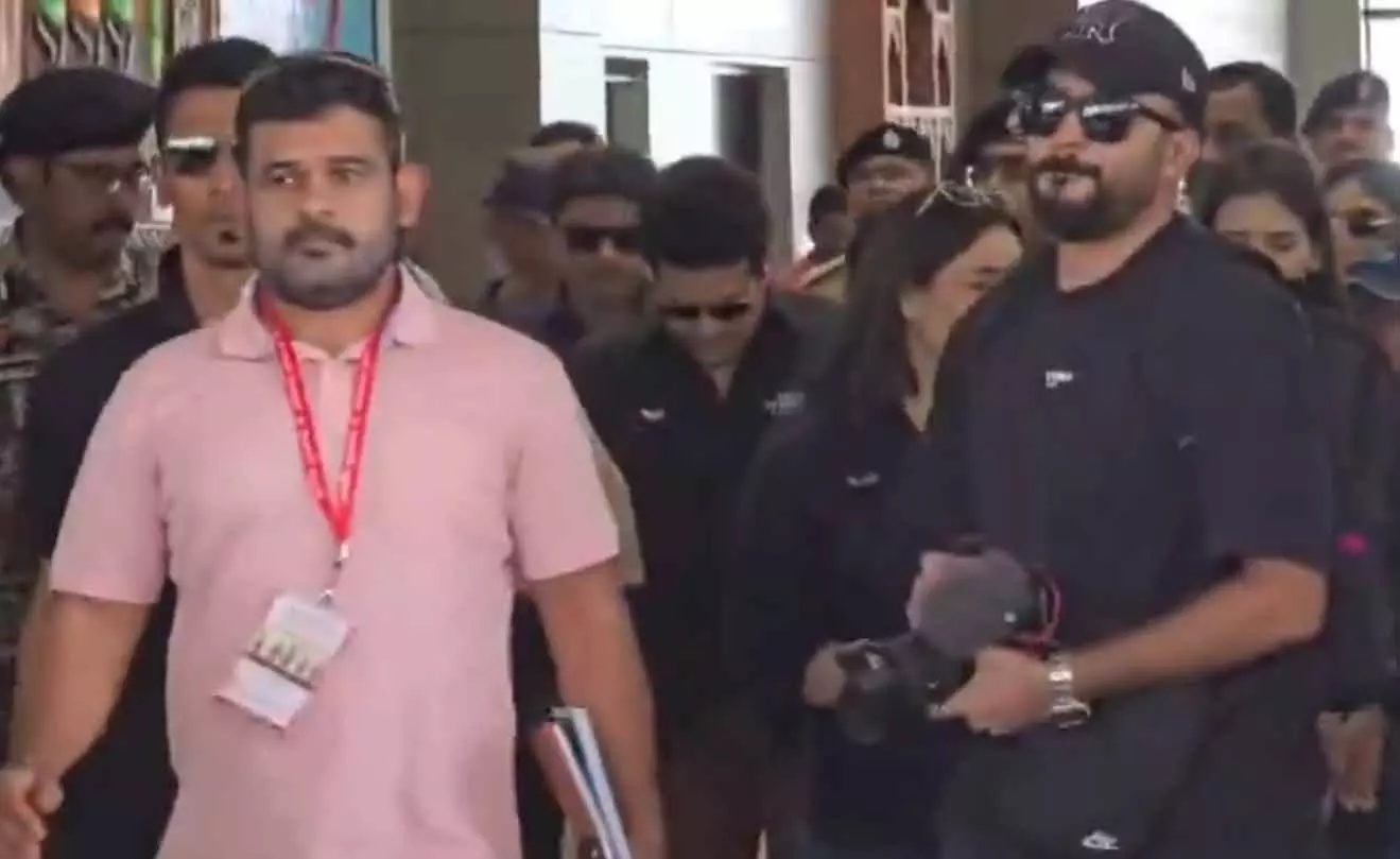 सचिन तेंदुलकर पहुंचे जगदलपुर सचिन तेंदुलकर पहुंचे जगदलपुर