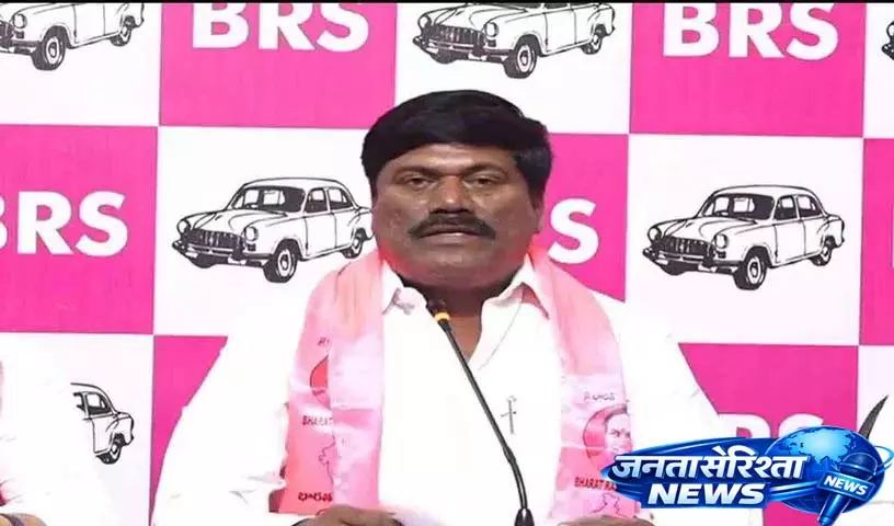पूर्व MLA पेड्डी सुदर्शन रेड्डी ने कांग्रेस पर लोन के लिए मार्कफेड को गिरवी रखने का आरोप लगाया पूर्व MLA पेड्डी सुदर्शन रेड्डी ने कांग्रेस पर लोन के लिए मार्कफेड को गिरवी रखने का आरोप लगाया